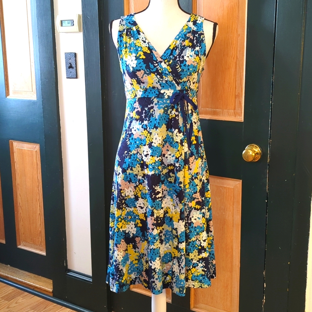 Eddie Bauer floral dress Sz Small
